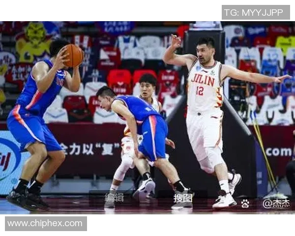 杭州羽毛球队以94分稳居锦标赛积分榜首位展现强劲实力